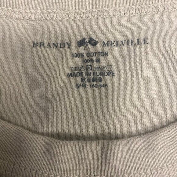 Brandy Melville Sage Green Fitted Crop Tee – 100% Cotton (Made in Europe) - Picture 6 of 6